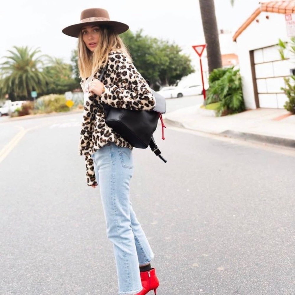 Z Supply cropped leopard teddy jacket NWT
